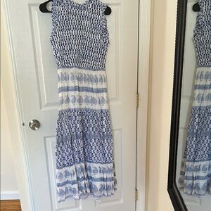 Oliphant Blue and White Patterned Sleeveless Dress